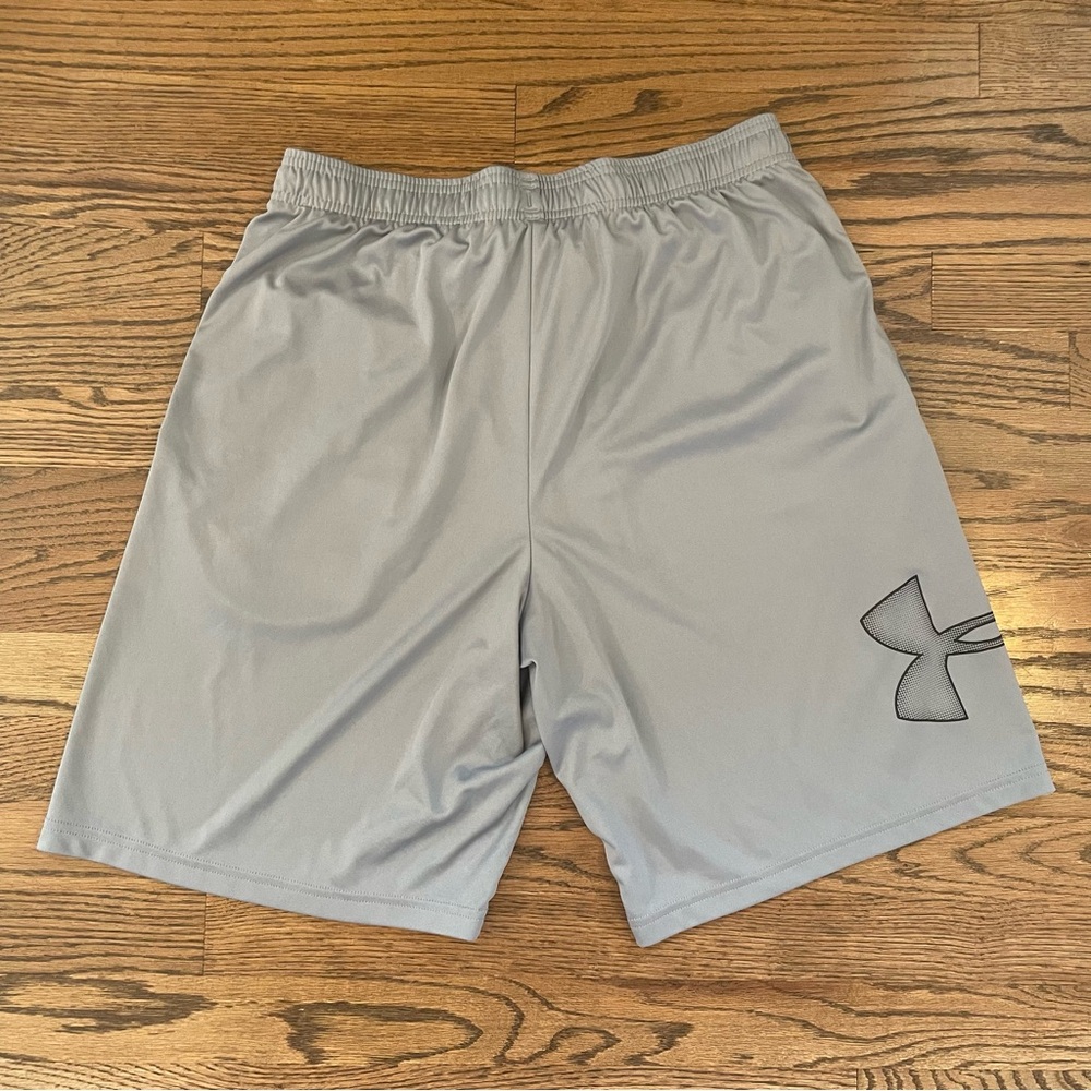 Under Armour Men’s Tech Graphic Shorts Gray Black Big Logo SIZE LG